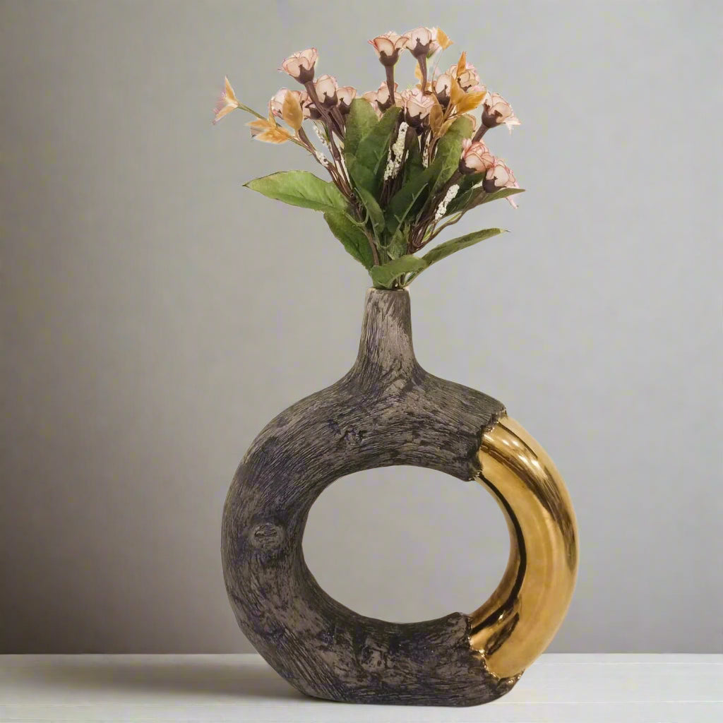 ARTISTIC FUSION DONUT VASE